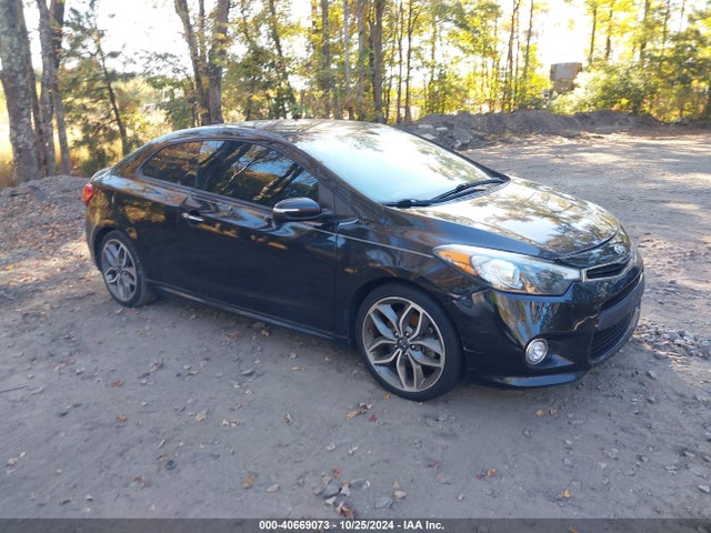 2016 KNAFZ6A35G5601359 main image