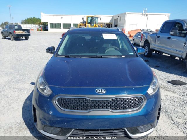 KNDCB3LCXJ5125218 KIA NIRO LX