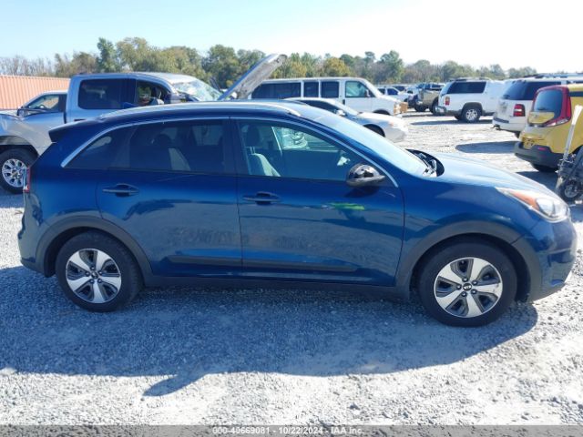 KNDCB3LCXJ5125218 KIA NIRO LX
