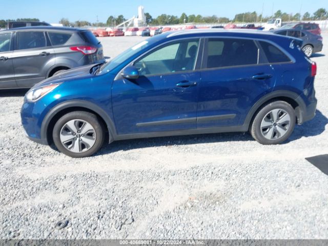 KNDCB3LCXJ5125218 KIA NIRO LX