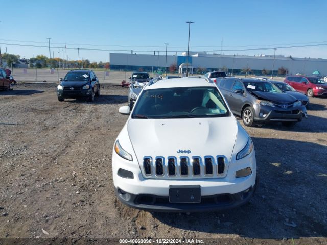1C4PJMCSXFW665848 Jeep Cherokee Latitude