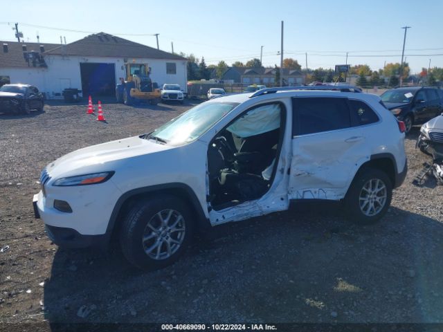 1C4PJMCSXFW665848 Jeep Cherokee Latitude