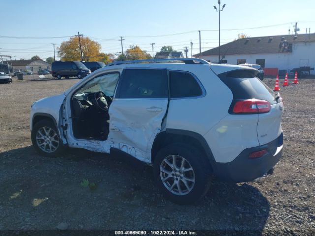 1C4PJMCSXFW665848 Jeep Cherokee Latitude