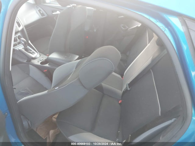 Ford FOCUS SE 2014 1FADP3F21EL221285 Image 8