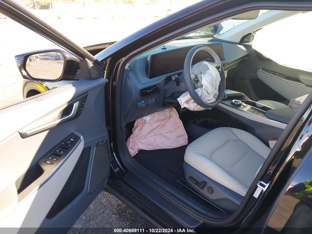 KIA Ev6 Wind 2024 KNDC34LA9R5619552 Image 5