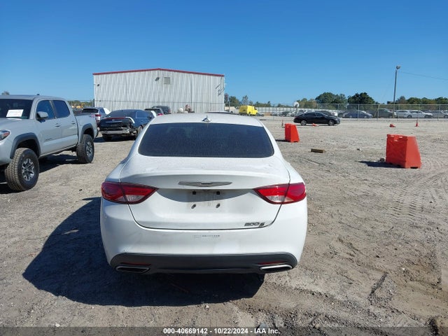 Chrysler 200 S 2015 1C3CCCBG8FN514985 Image 16