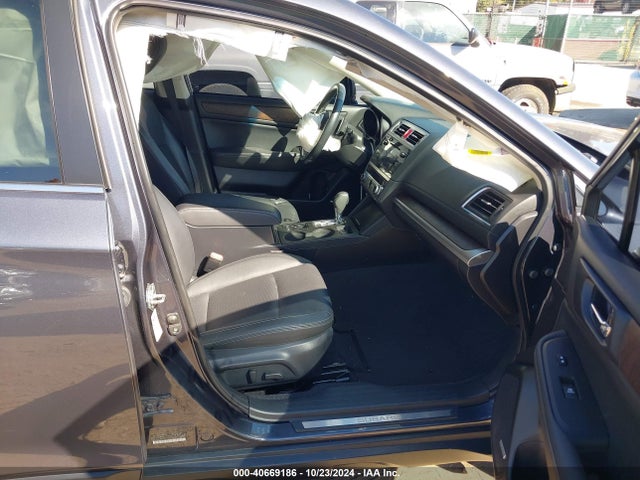Subaru Outback 2.5i Limited 2017 4S4BSANC2H3277010 Image 5
