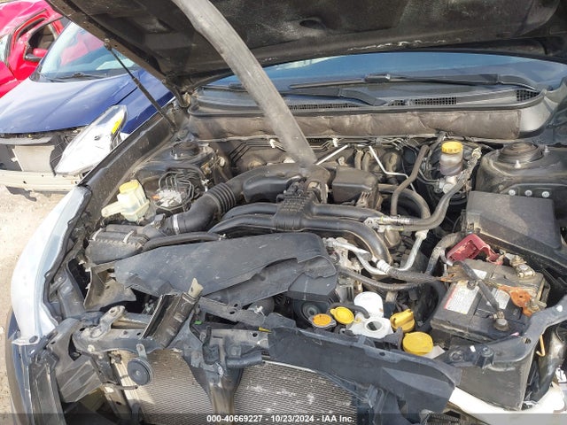 Subaru Outback 2.5i Limited 2014 4S4BRBLC0E3232678 Image 10