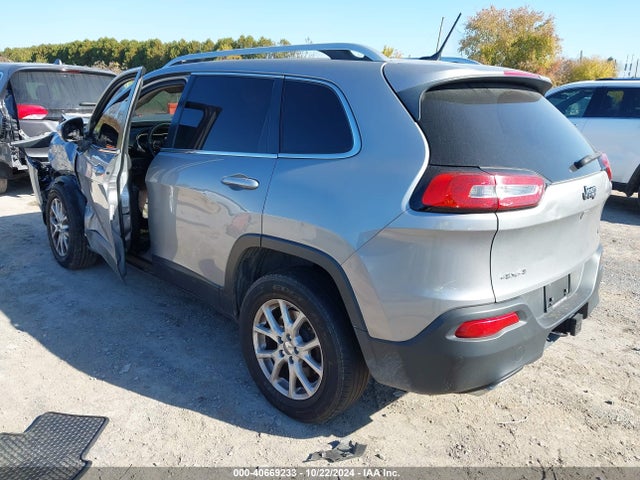 Jeep Cherokee Latitude 2015 1C4PJMCS9FW504861 Image 3