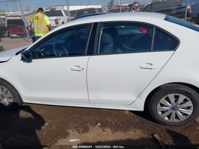 3VW2K7AJ6EM426988 Volkswagen Jetta 2.0l S