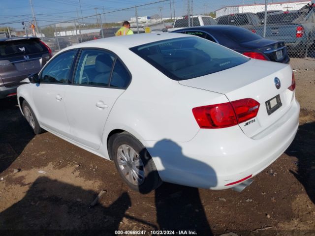 3VW2K7AJ6EM426988 Volkswagen Jetta 2.0l S