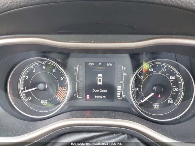 Jeep Cherokee Latitude 2014 1C4PJMCS3EW142170 Image 15