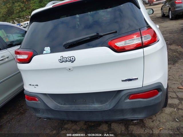 Jeep Cherokee Latitude 2014 1C4PJMCS3EW142170 Image 16