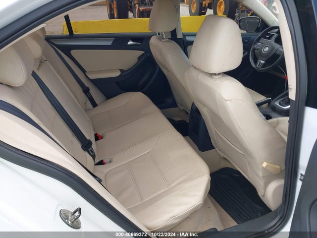 3VWLL7AJ2EM266867 Volkswagen Jetta 2.0l Tdi
