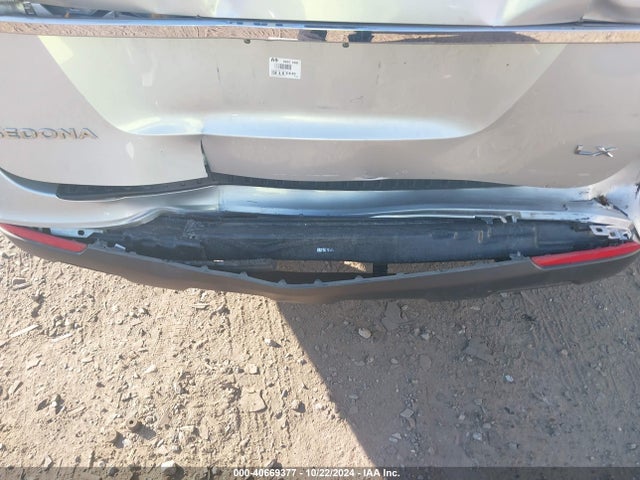 KIA SEDONA LX 2019 KNDMB5C17K6564810 Image 17