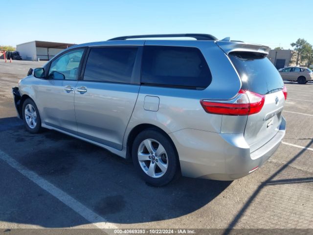 5TDKZ3DC8KS016144 Toyota Sienna Le 8 Passenger