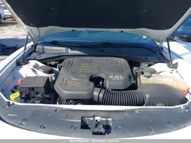2C3CDXHG8JH221200 Dodge Charger Sxt Plus Rwd