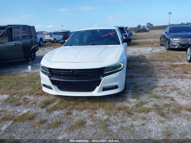 2C3CDXHG8JH221200 Dodge Charger Sxt Plus Rwd