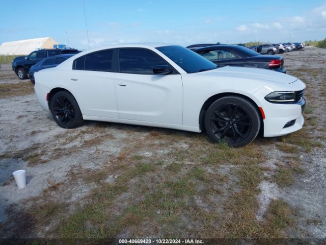 2C3CDXHG8JH221200 Dodge Charger Sxt Plus Rwd