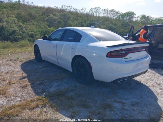 2C3CDXHG8JH221200 Dodge Charger Sxt Plus Rwd