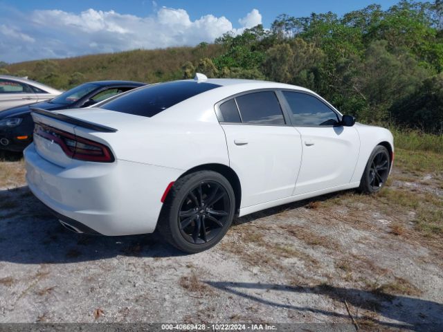 2C3CDXHG8JH221200 Dodge Charger Sxt Plus Rwd
