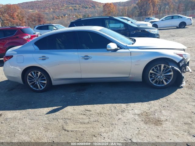 JN1EV7AR2JM433183 Infiniti Q50 3.0t Luxe