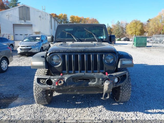 1C4HJXCG5JW161881 Jeep Wrangler Rubicon 4x4