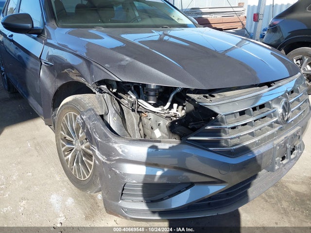 3VWE57BU1KM230823 Volkswagen Jetta 1.4t Sel