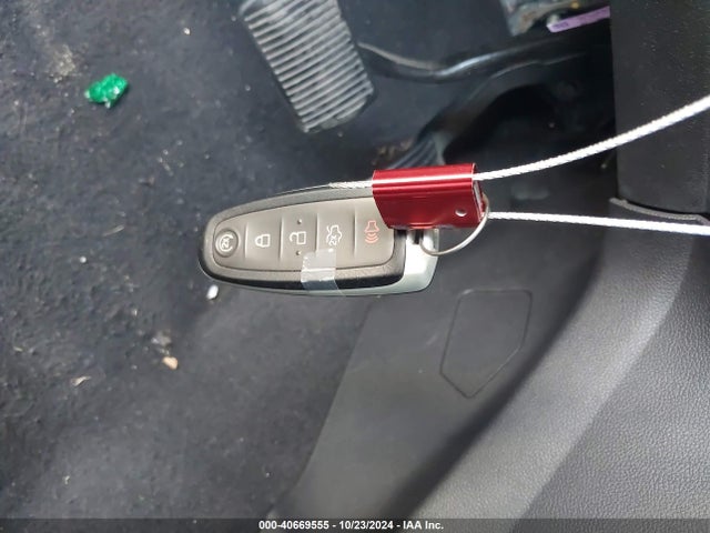 Ford Escape Titanium 2017 1FMCU0J96HUA57981 Image 11