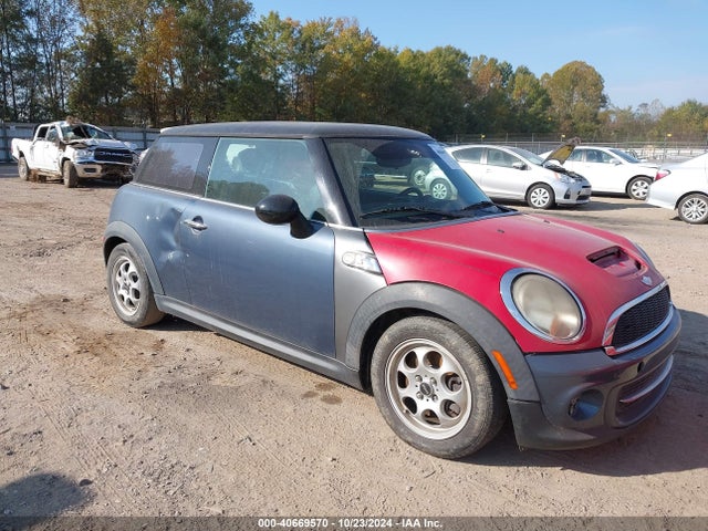 2011 MINI COOPER WMWSU3C52BT092572 Photo 0