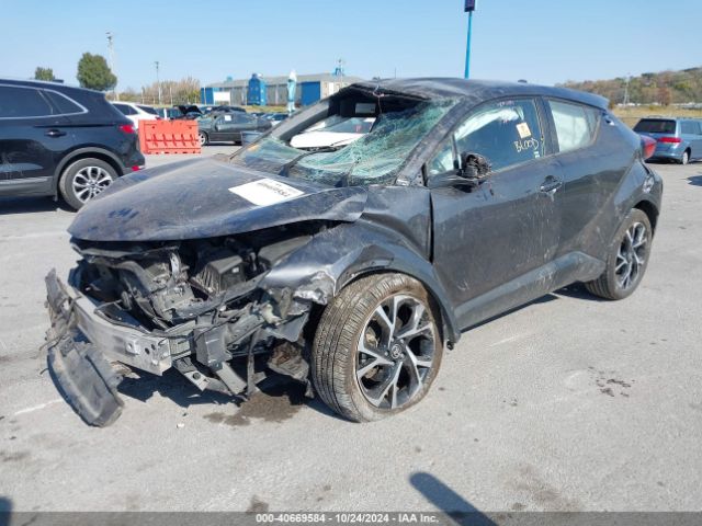 NMTKHMBX5MR121160 Toyota C-HR XLE
