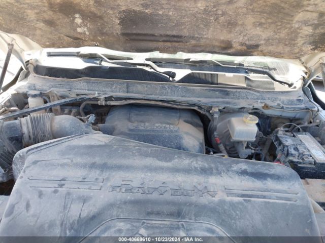 3C6UR5HJ6NG251052 RAM 2500 Tradesman  4x4 8' Box