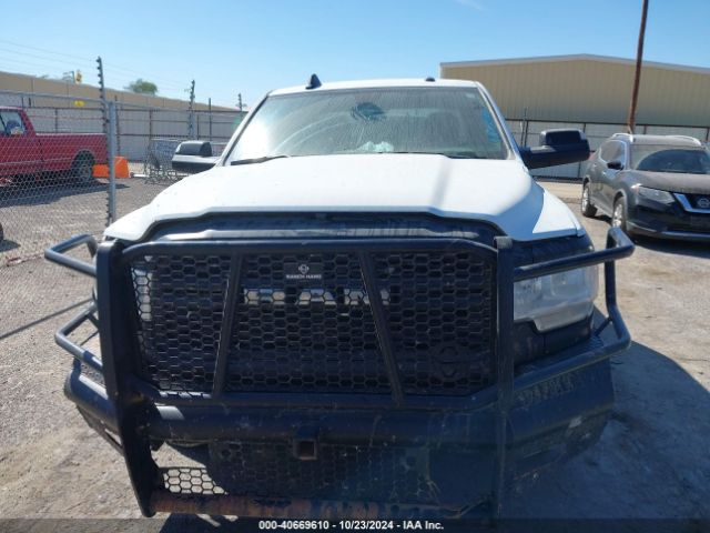 3C6UR5HJ6NG251052 RAM 2500 Tradesman  4x4 8' Box