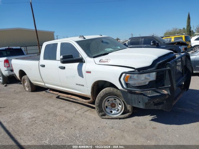 3C6UR5HJ6NG251052 RAM 2500 Tradesman  4x4 8' Box