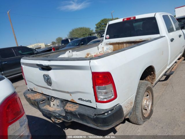 3C6UR5HJ6NG251052 RAM 2500 Tradesman  4x4 8' Box