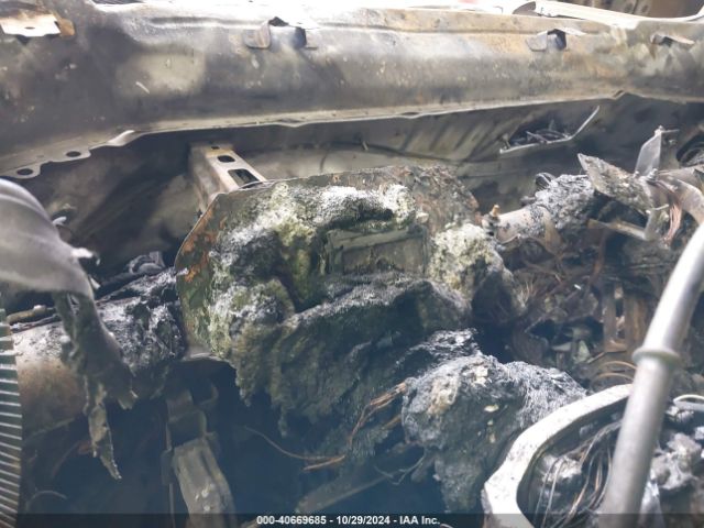 2GNAXHEV6K6266336 Chevrolet EQUINOX LS