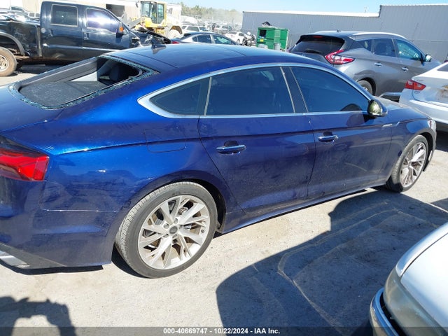 WAUCBCF55NA032596 Audi A5 Sportback Premium Plus 40 Tfsi Quattro S Tronic