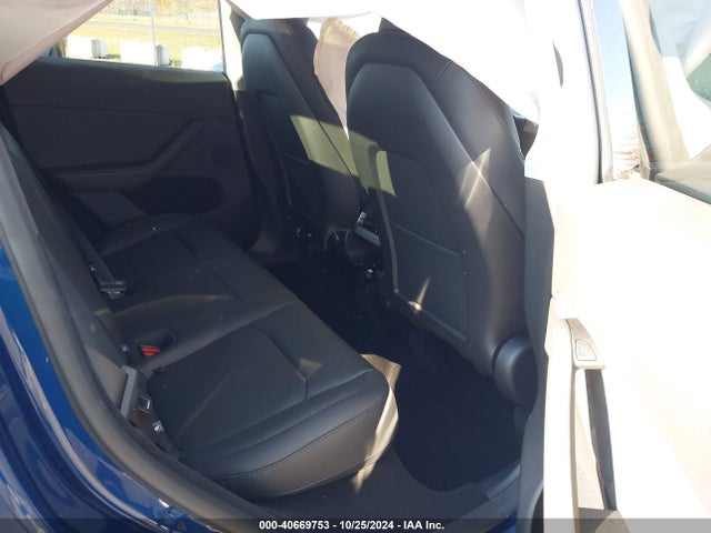 2024 TESLA MODEL Y 7SAYGDEE7RA307142 Photo 7