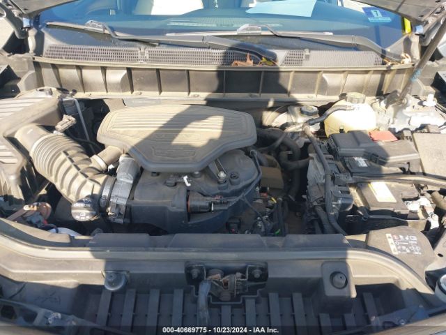 1GYKNARS7HZ323175 Cadillac Xt5 Standard