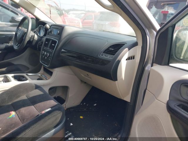 2C4RDGCG4ER245572 Dodge Grand Caravan Sxt