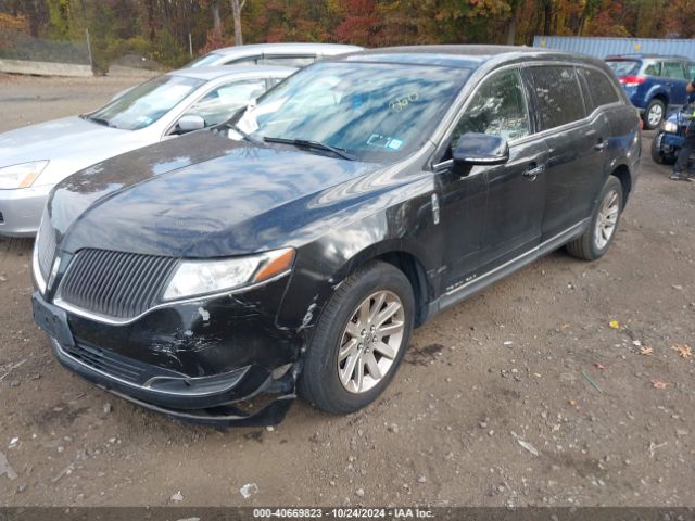 2LMHJ5NK6FBL01290 Lincoln Mkt Livery