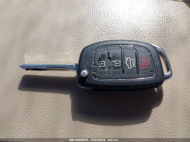 Hyundai SONATA SE 2015 5NPE24AF7FH054773 Image 11