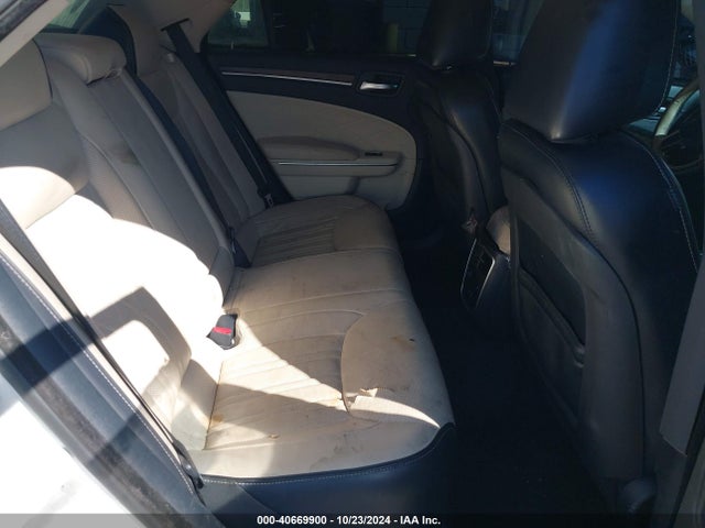 Chrysler 300c Platinum 2016 2C3CCAPTXGH135121 Image 8
