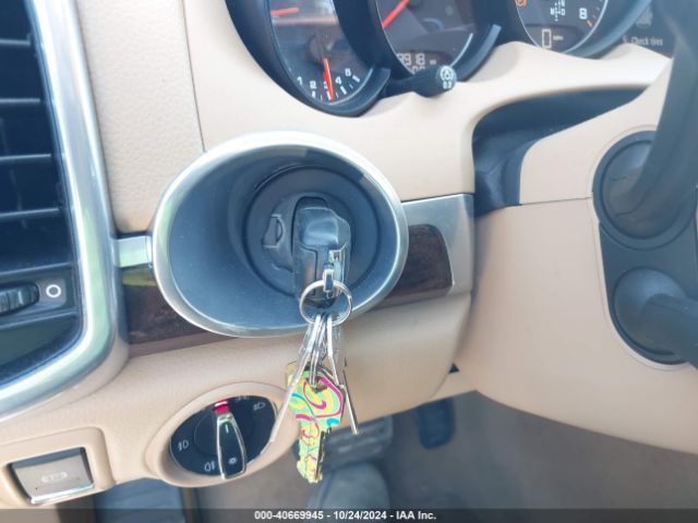 2016 PORSCHE CAYENNE WP1AA2A2XGKA09072 Photo 10