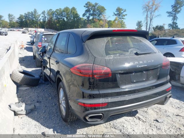 2016 PORSCHE CAYENNE WP1AA2A2XGKA09072 Photo 2