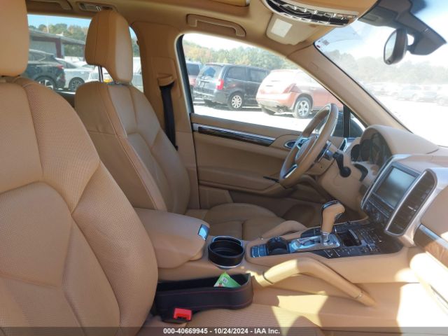2016 PORSCHE CAYENNE WP1AA2A2XGKA09072 Photo 4