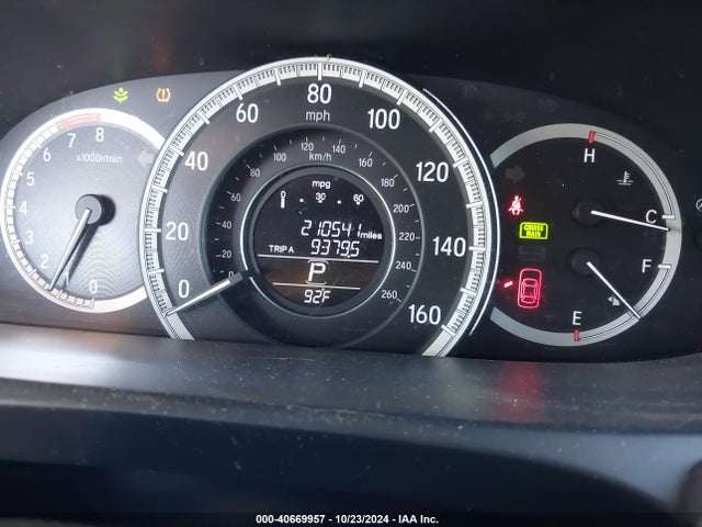 Honda ACCORD LX 2016 1HGCR2F33GA194027 Image 16