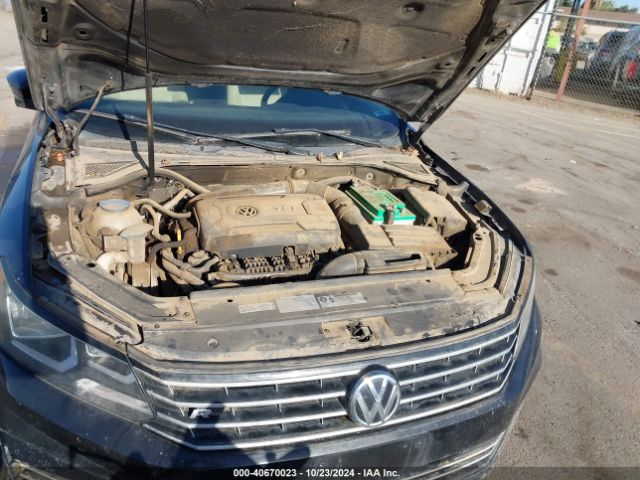 1VWAT7A32GC055097 Volkswagen Passat 1.8t R-line