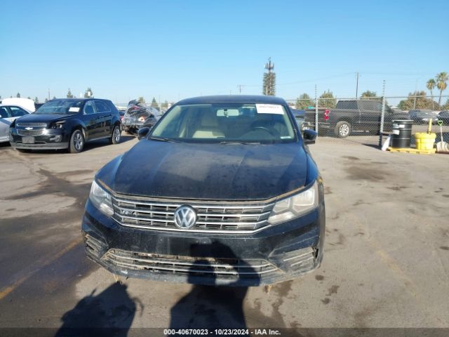 1VWAT7A32GC055097 Volkswagen Passat 1.8t R-line