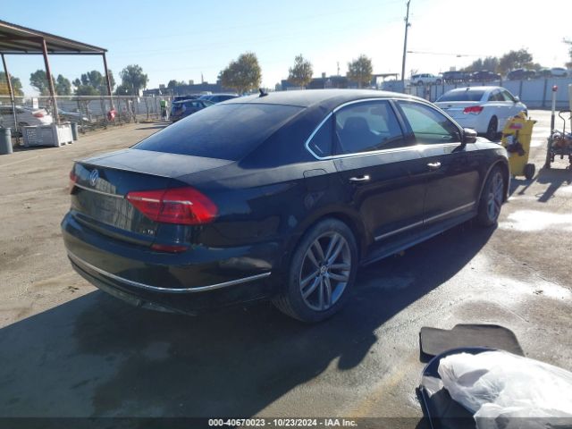 1VWAT7A32GC055097 Volkswagen Passat 1.8t R-line